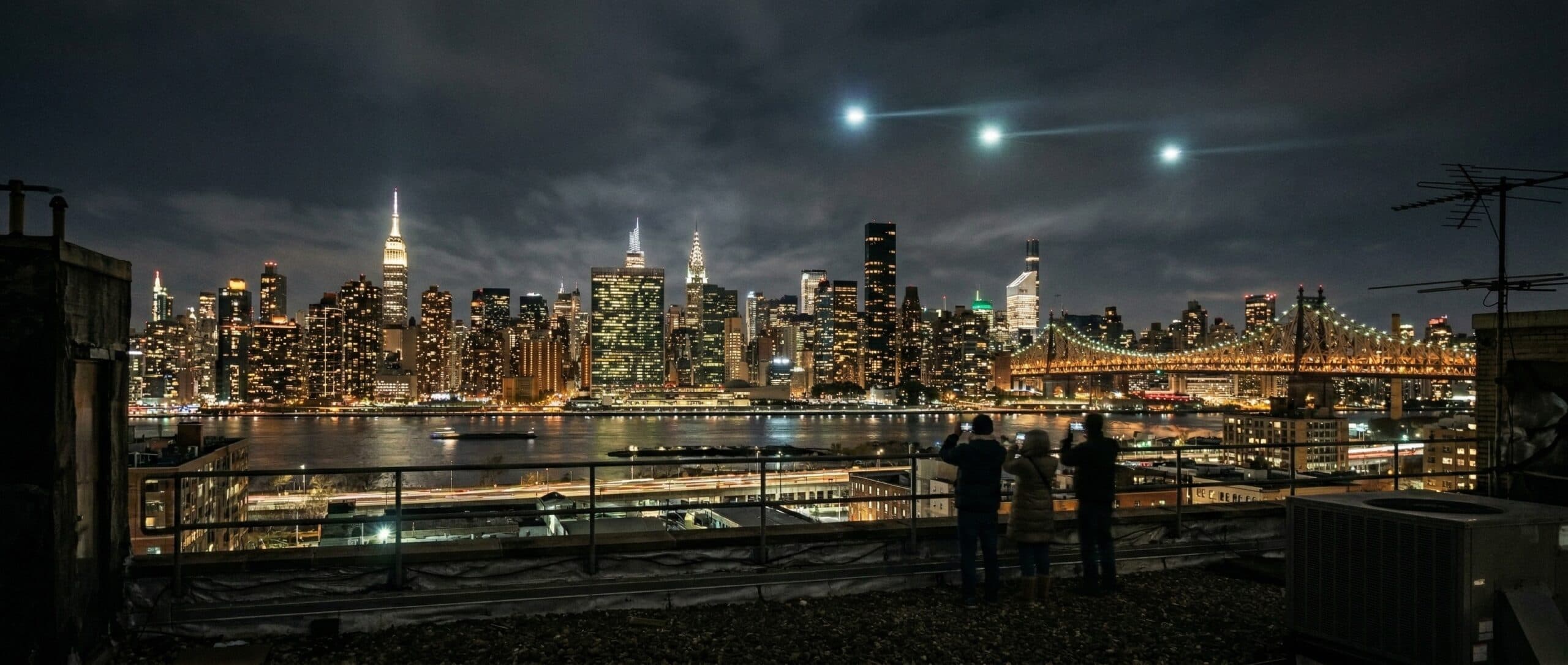 Three Lights Over Queens: The NYC UFO Clip Everyone’s Arguing About